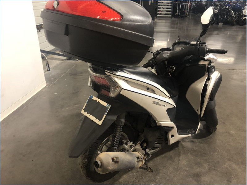 YAMAHA 125 TRICITY 