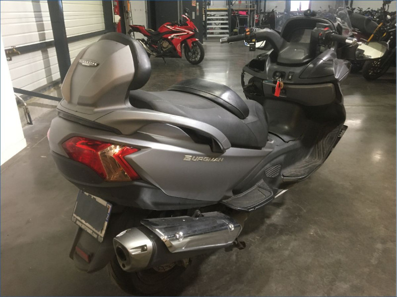 SUZUKI 650 BURGMAN EXECUTIVE