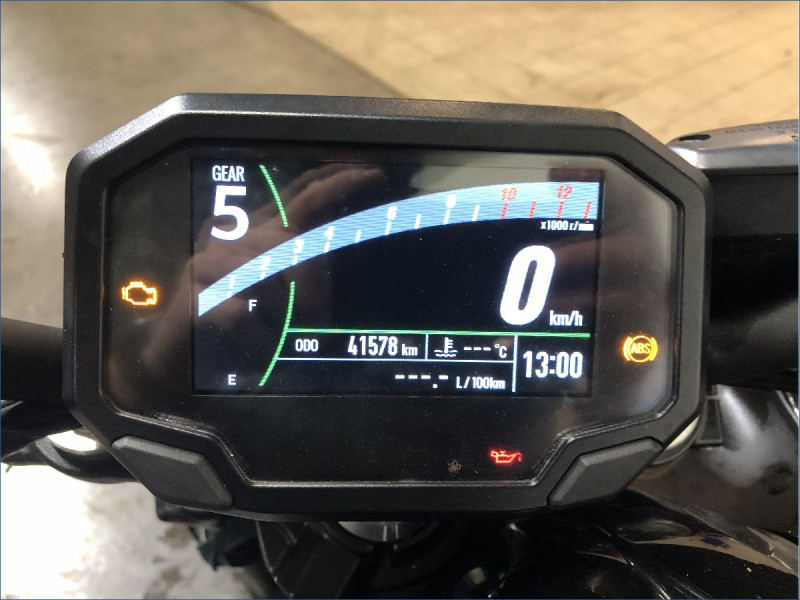 KAWASAKI Z650 