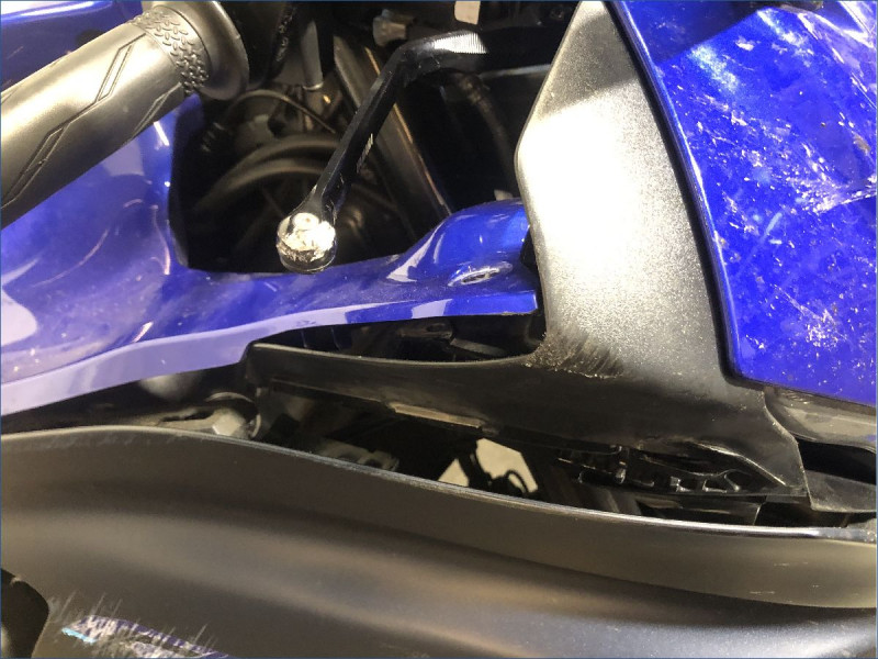 YAMAHA R7 A2