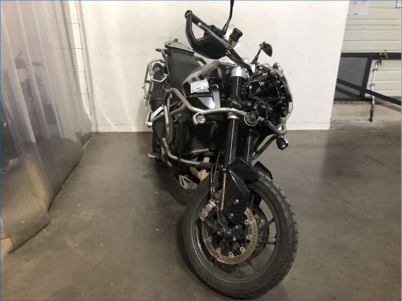 TRIUMPH 900 TIGER GT PRO