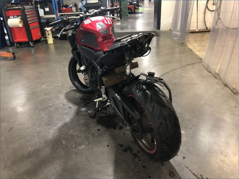 HONDA CB650R 