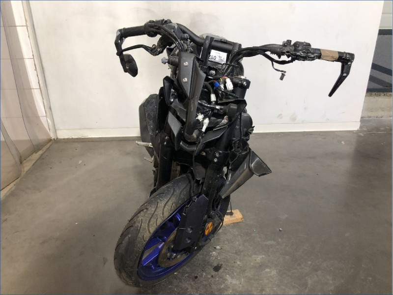 YAMAHA MT125 