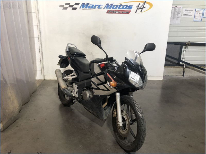 HONDA 125 CBR R