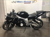 YAMAHA R6 