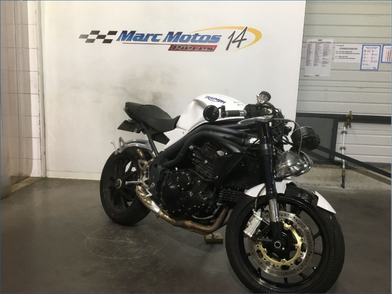 TRIUMPH 1050 SPEED TRIPLE 