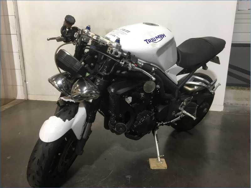 TRIUMPH 1050 SPEED TRIPLE 