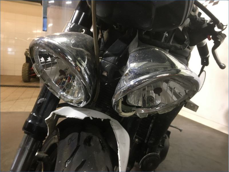 TRIUMPH 1050 SPEED TRIPLE 