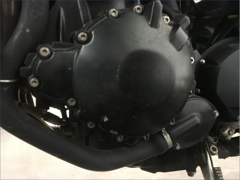 TRIUMPH 1050 SPEED TRIPLE 