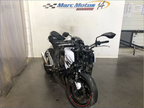 KAWASAKI Z800 
