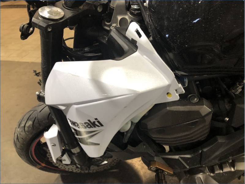 KAWASAKI Z800 