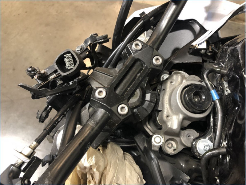 KAWASAKI Z800 