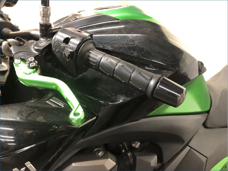 KAWASAKI Z800 