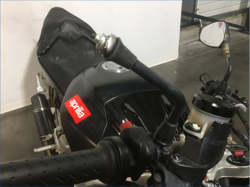 APRILIA 1000 TUONO V4