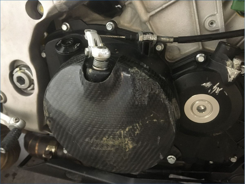 APRILIA 1000 TUONO V4