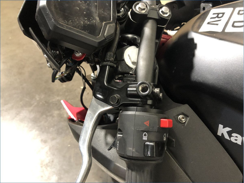 KAWASAKI Z500 ABS