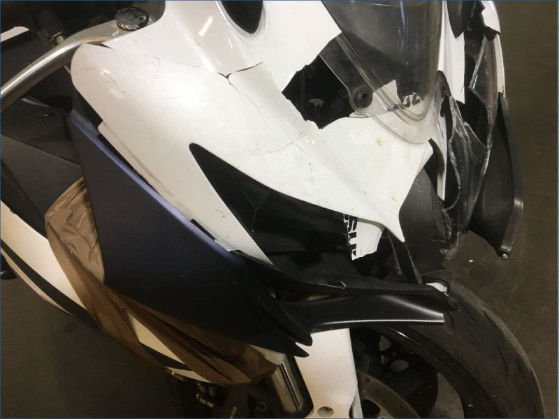 SUZUKI GSX-R750 