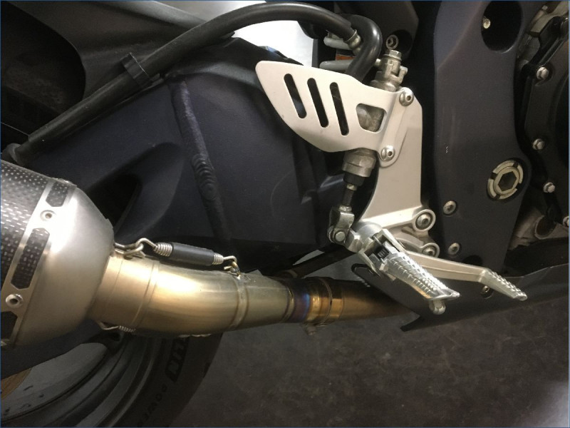SUZUKI GSX-R750 