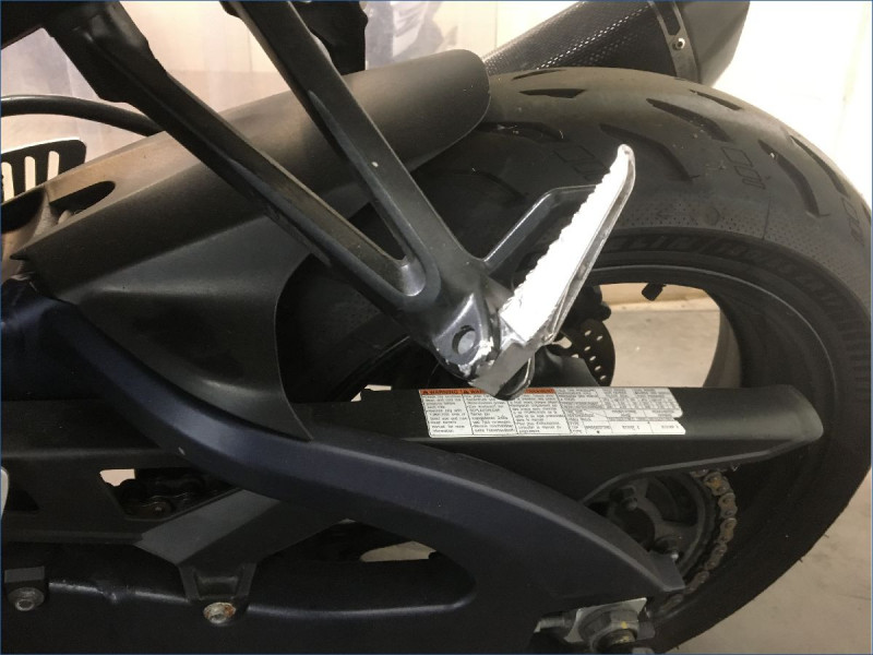 SUZUKI GSX-R750 