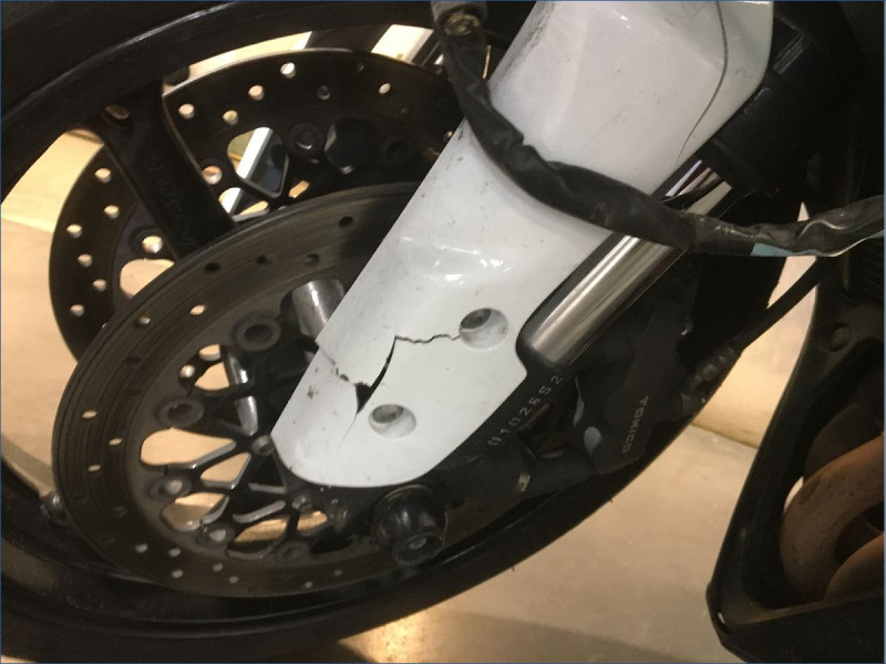SUZUKI GSX-R750 