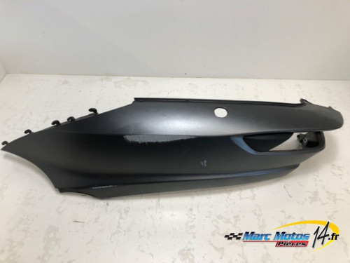 CACHE LATERAL GAUCHE PIAGGIO 500 MP3 LT 2017
