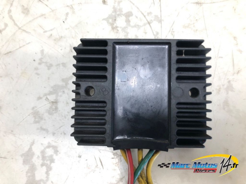 REGULATEUR PIAGGIO 500 MP3 LT 2017