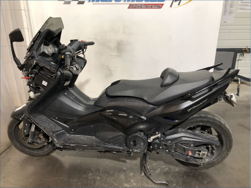 YAMAHA 530 TMAX 