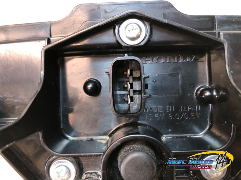 FEU ARRIERE HONDA 750 HORNET 2023