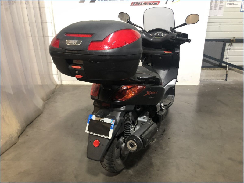 YAMAHA 125 XMAX 