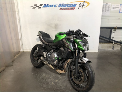 KAWASAKI Z650 