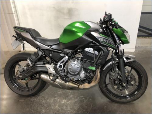 KAWASAKI Z650 