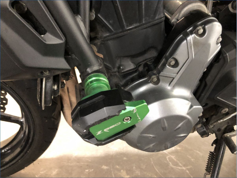 KAWASAKI Z650 