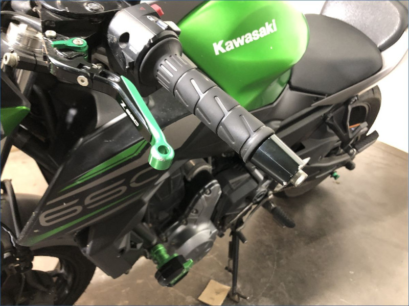 KAWASAKI Z650 