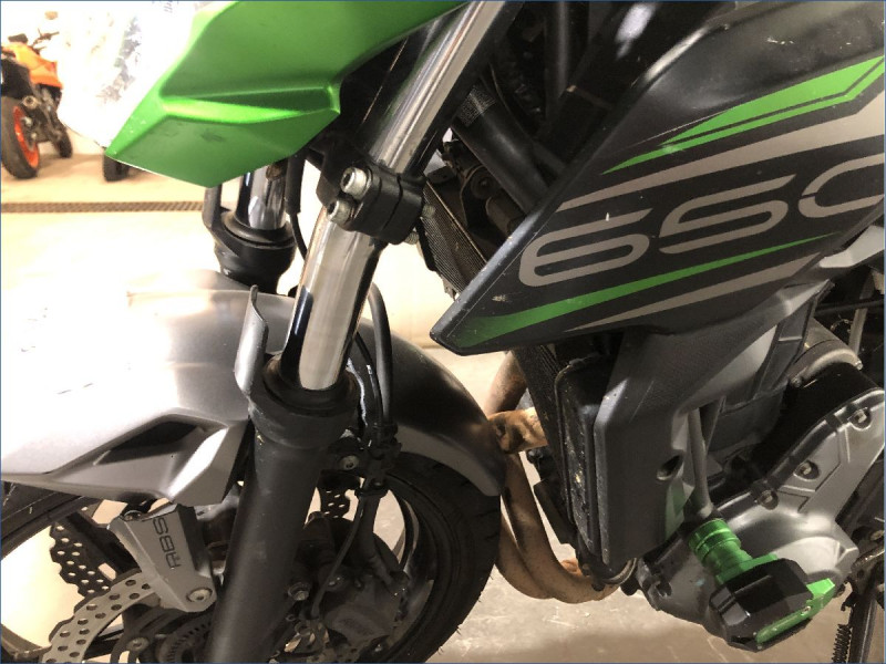 KAWASAKI Z650 