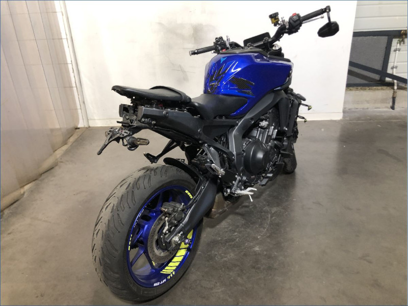 YAMAHA MT09 