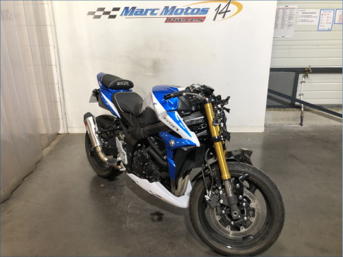 SUZUKI 750 GSR 