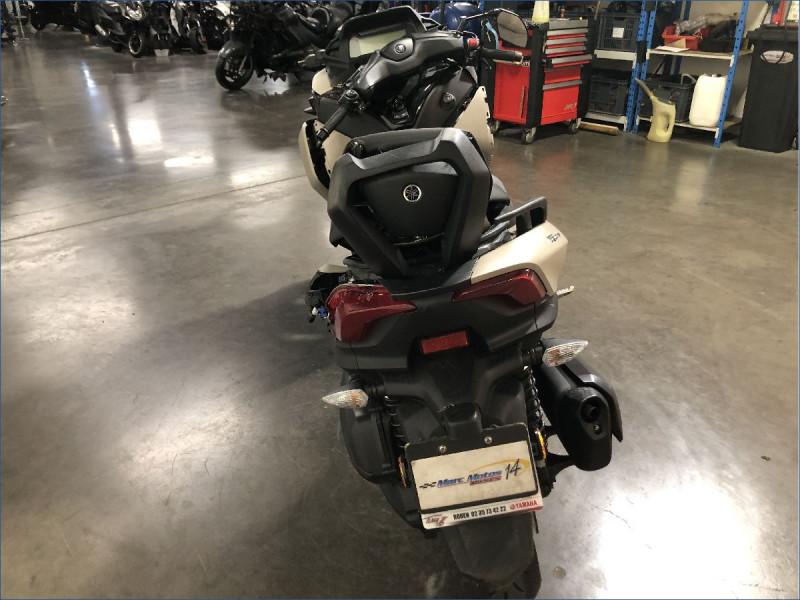 YAMAHA 300 TRICITY 
