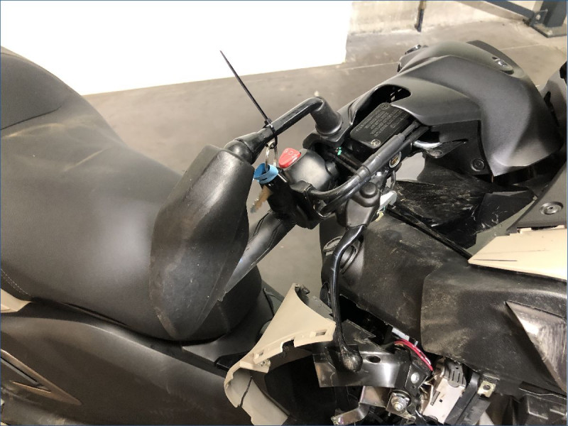 YAMAHA 300 TRICITY 