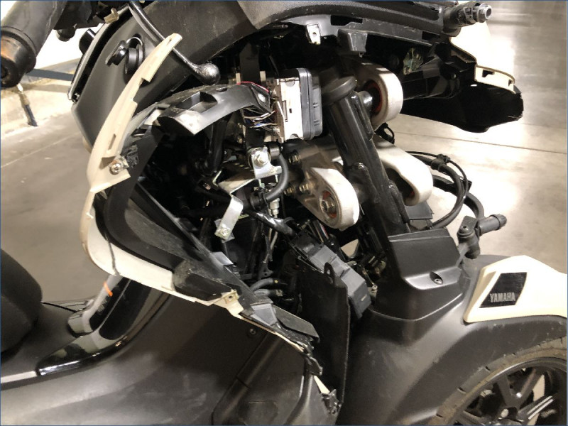 YAMAHA 300 TRICITY 