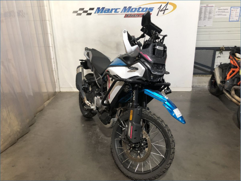 CFMOTO 450 MT 