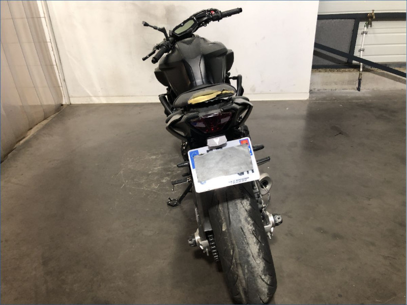 YAMAHA MT07 