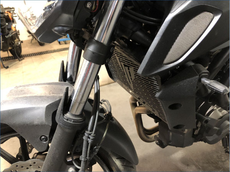 YAMAHA MT07 