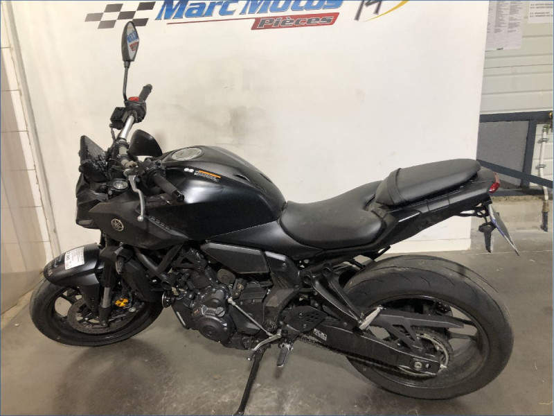 YAMAHA MT07 A2
