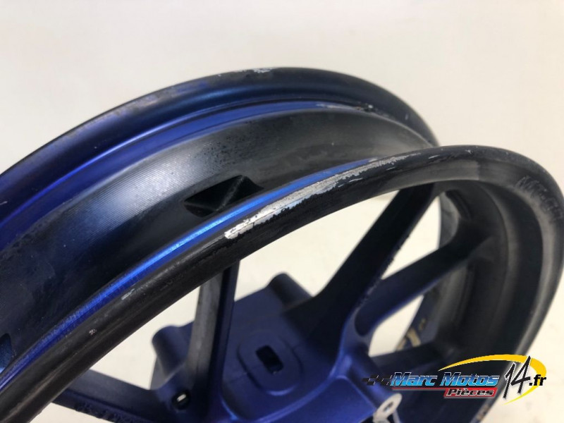 JANTE AVANT YAMAHA MT07 2021