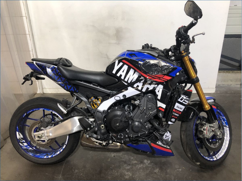 YAMAHA MT09 