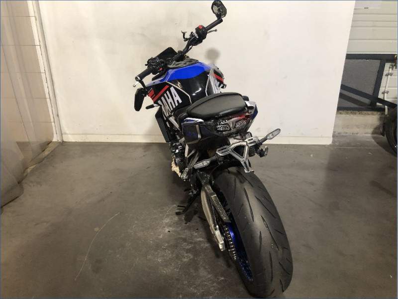 YAMAHA MT09 