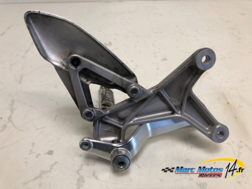 PLATINE AVANT GAUCHE MV AGUSTA 800 F3 2015