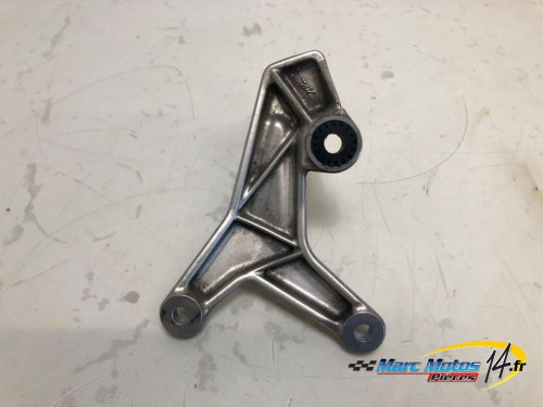 PLATINE AVANT DROITE MV AGUSTA 800 F3 2015
