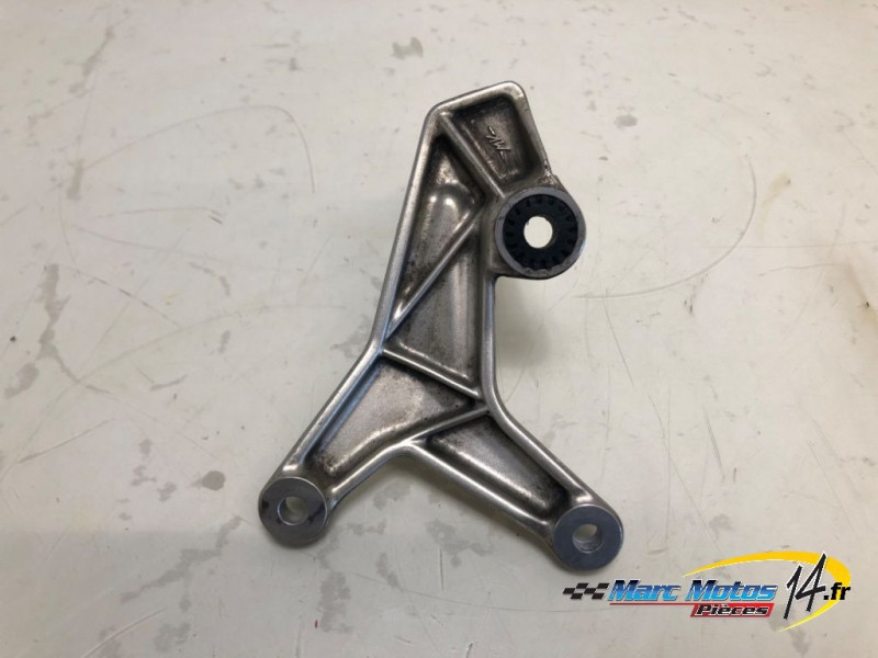 PLATINE AVANT DROITE MV AGUSTA 800 F3 2015