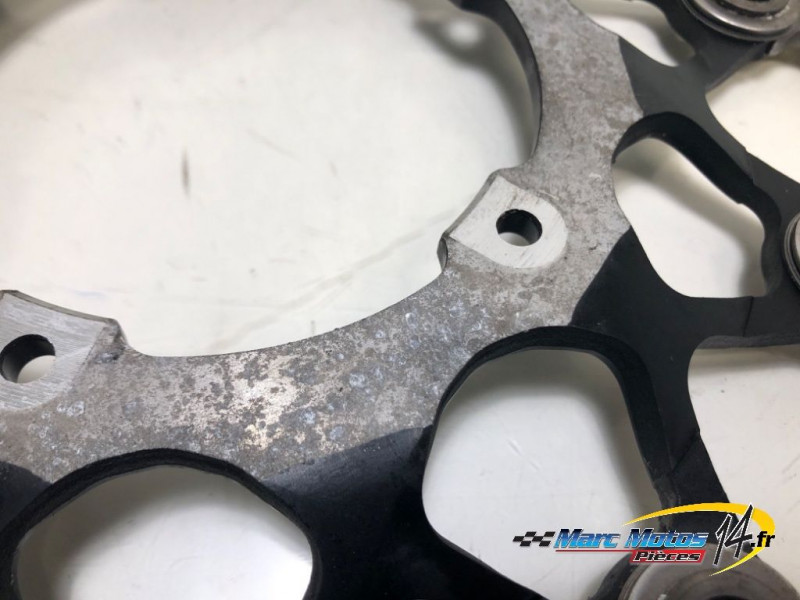 DISQUE AVANT DROIT HONDA CB1000R 2023